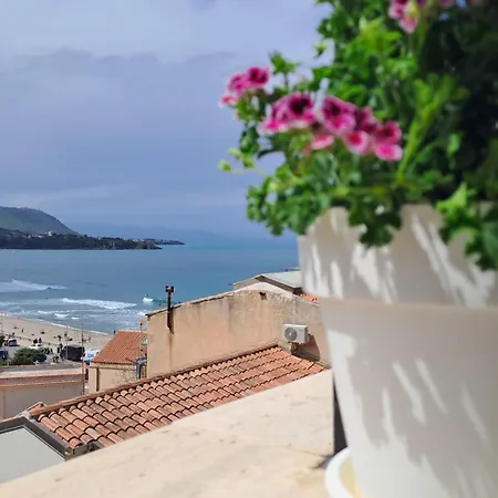 Lägenhet Sun By Casa In Mente Cefalù